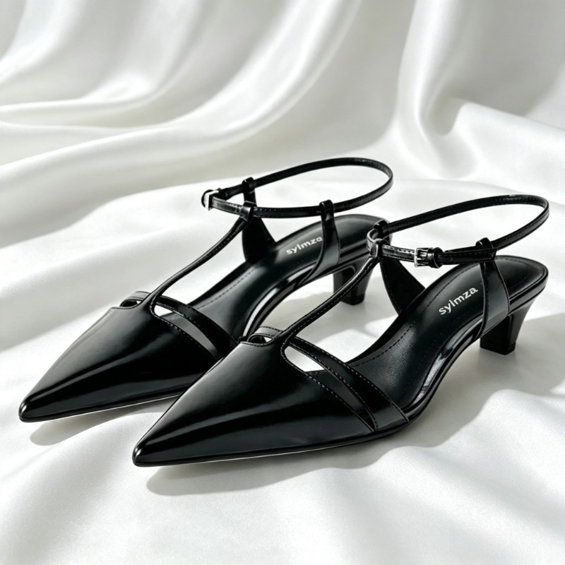Black Patent Leather Low Heel  - огляд і ціна Sandals